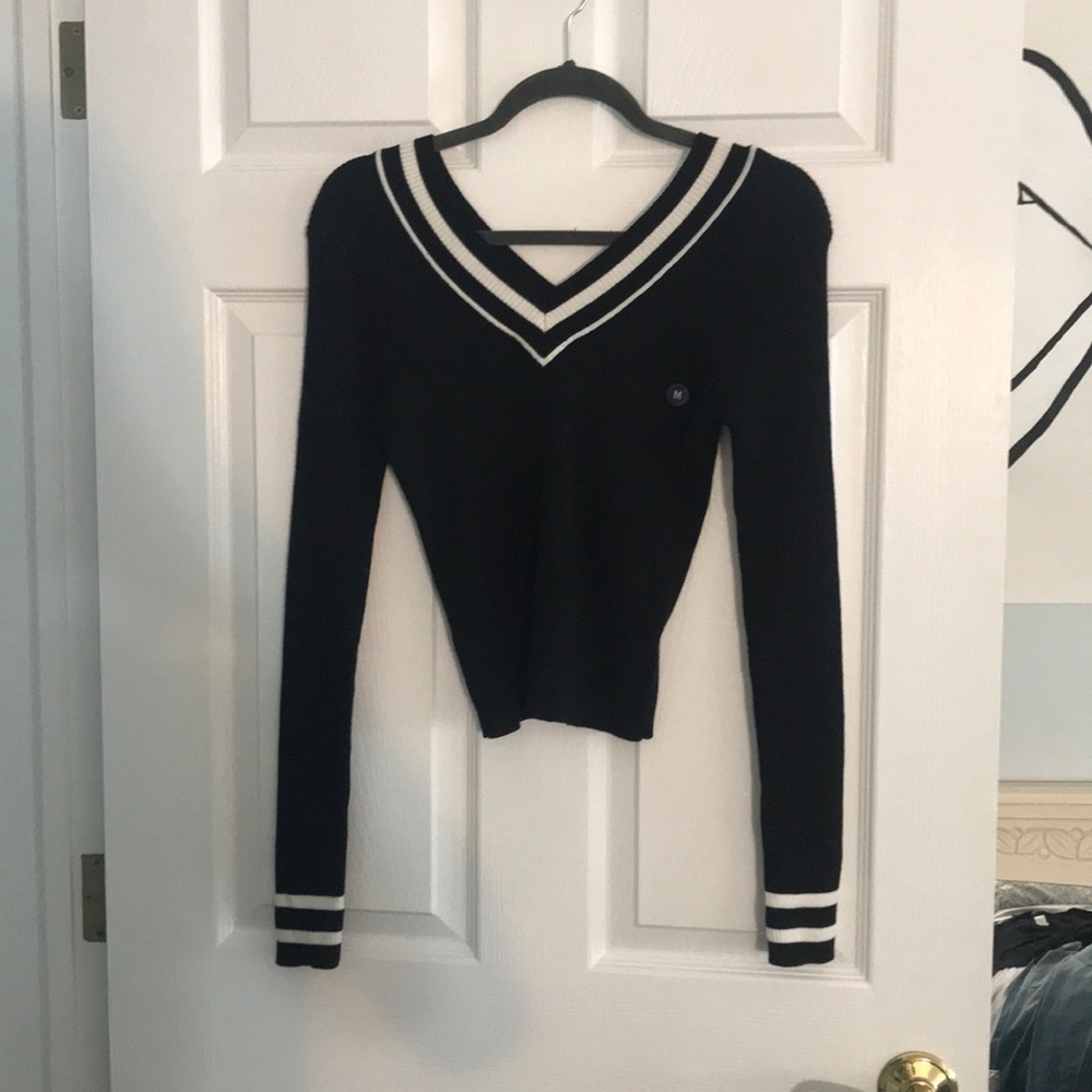 Kendall & Kylie long sleeve sweater